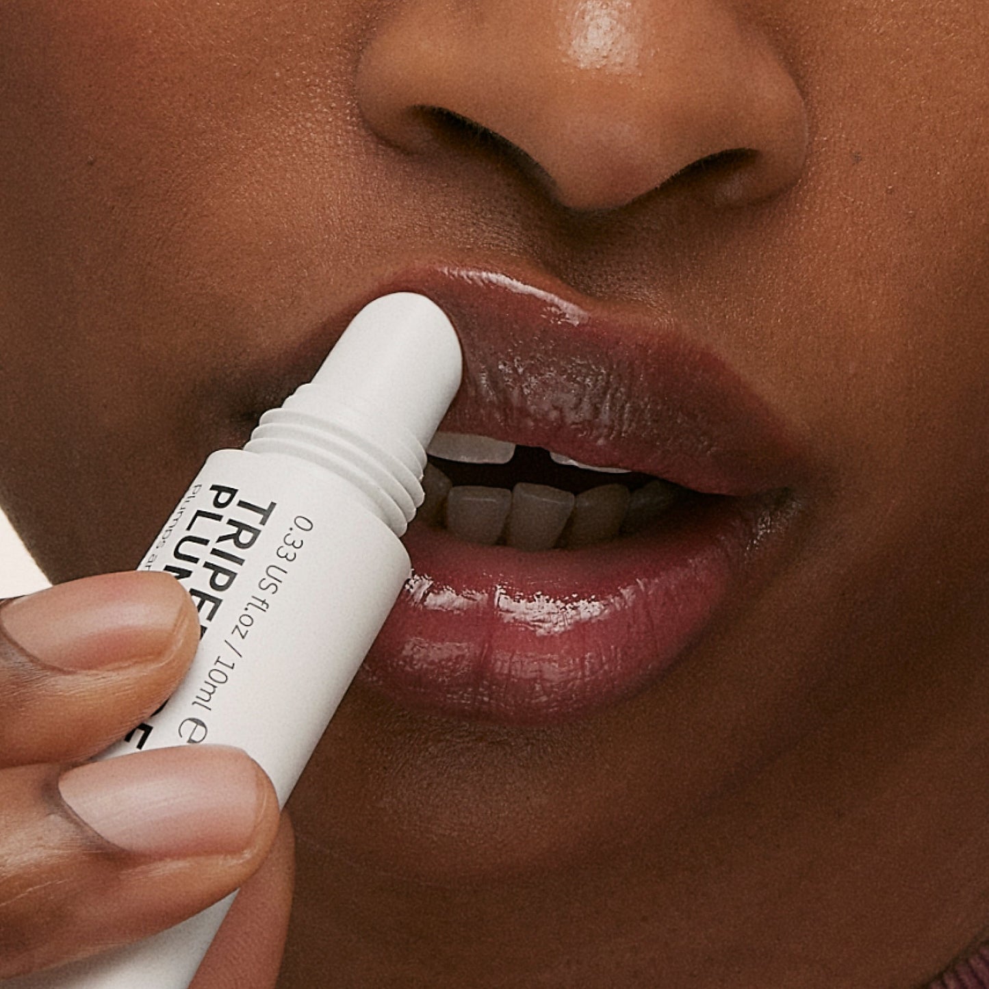 tripeptide-plumping-berry-lip-balm-i0 ApplicationBerry.jpg
