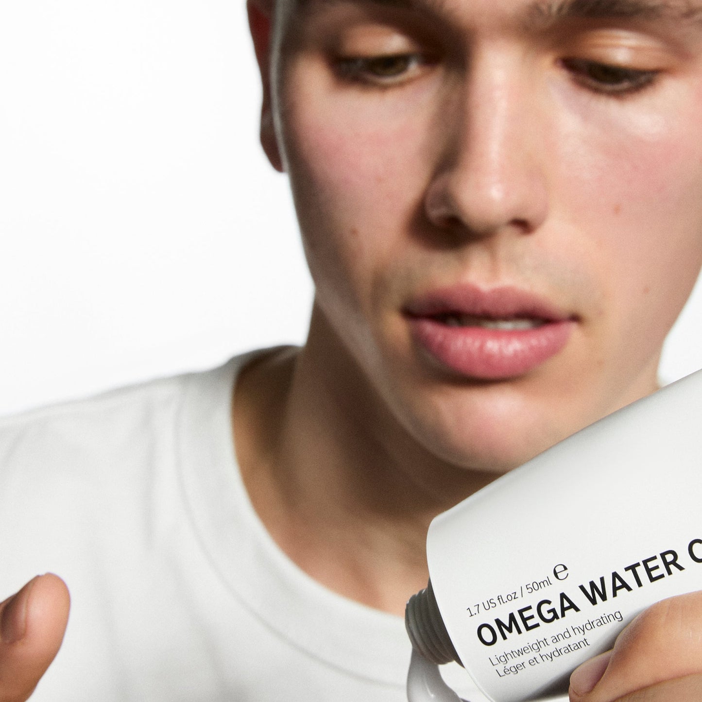 supersize-omega-water-cream-100ml-c7 Omega100_Model_2000x2000_62065fcd-8c1b-4831-aefc-6f05325600fd.jpg